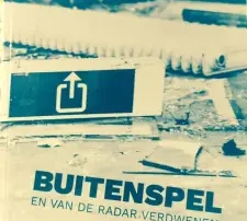 Boek - Buitenspel en van de radar verdwenen